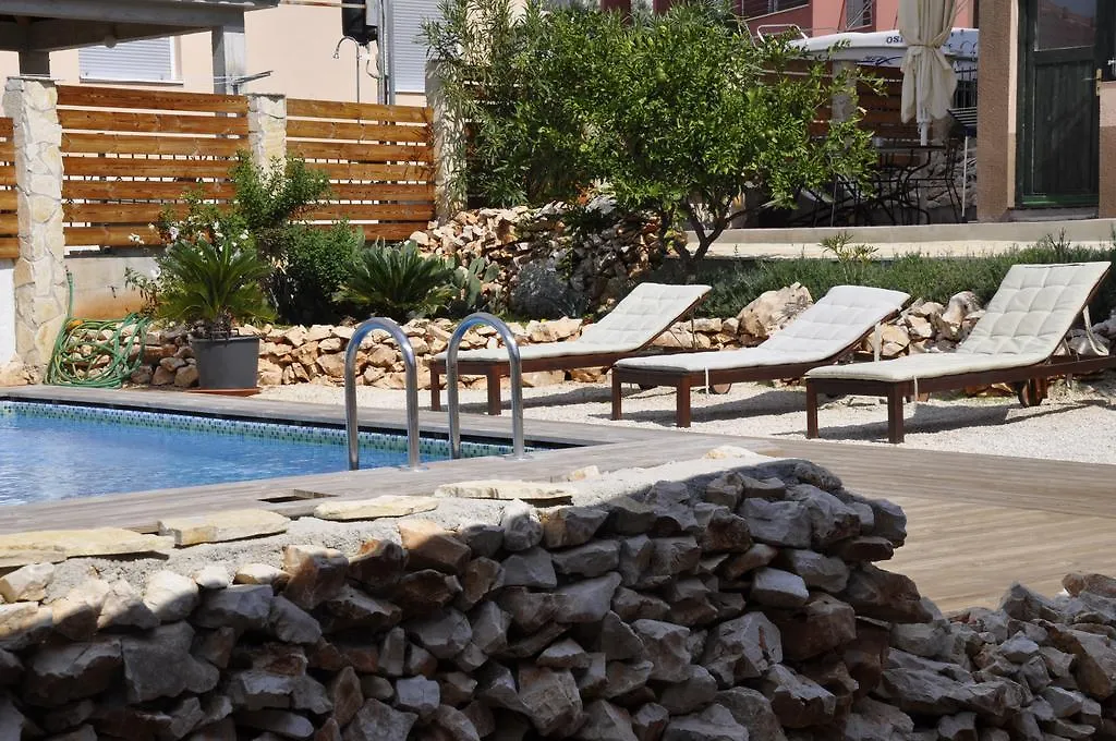 Villa Olma Trogir 0*, Okrug Gornji Croatia